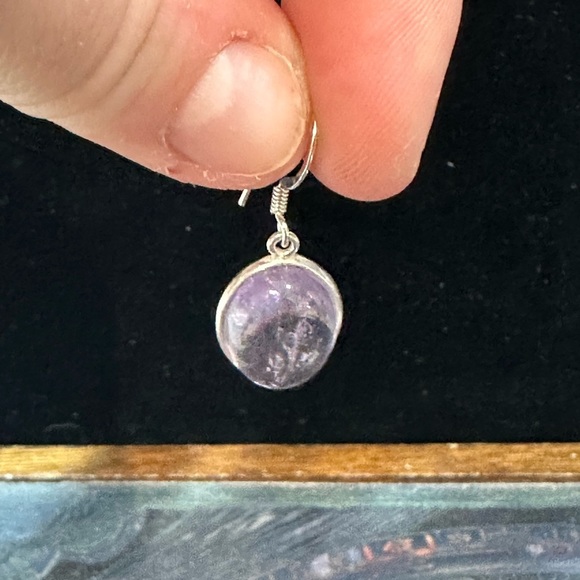 PURPLE glass/amethyst? Sterling silver post earrings - Picture 5 of 9